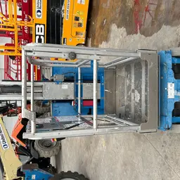 2016 Genie GR-20 Self-Propelled One-Person Lift