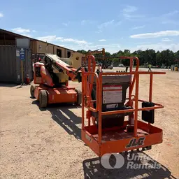 2017 JLG E400AJPN Articulating Boom Lift