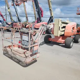 2017 JLG 450AJ Articulating Boom Lift