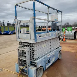 2018 Genie GS-3232 Scissor Lift