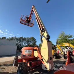 2018 JLG 600AJ Articulating Boom Lift