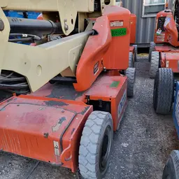 2016 JLG E400AJPN Articulating Boom Lift