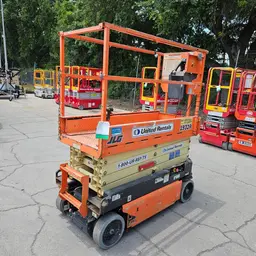 2018 JLG 1932R Scissor Lift