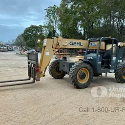 2017 Gehl RS8-42 Forklift