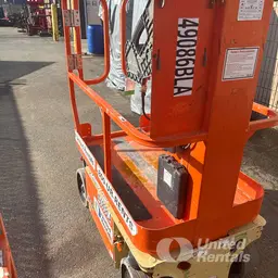 2017 JLG 1230ES Self-Propelled One-Person Lift