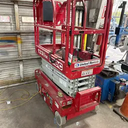 2018 MEC 1330SE Scissor Lift