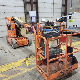 2017 JLG E300AJP Articulating Boom Lift