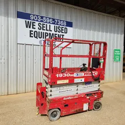 2018 MEC 1930SE Scissor Lift