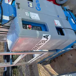 2016 Genie GR-20 Self-Propelled One-Person Lift
