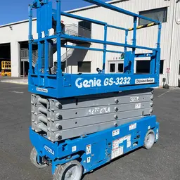2017 Genie GS-3232 Scissor Lift
