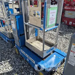 2017 Genie GR-20 Self-Propelled One-Person Lift