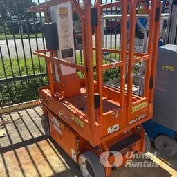 2021 Snorkel TM16E Self-Propelled One-Person Lift
