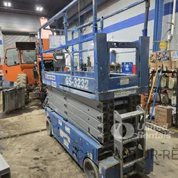 2017 Genie GS-3232 Scissor Lift