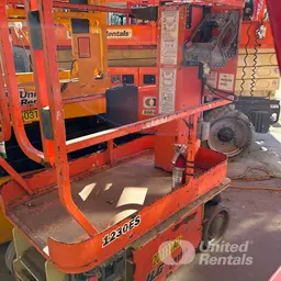 2017 JLG 1230ES Self-Propelled One-Person Lift