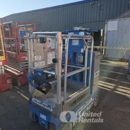 2019 Genie GR-12 Self-Propelled One-Person Lift