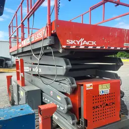 2018 Skyjack SJ9250RT Rough Terrain Scissor Lift