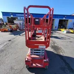 2018 MEC MICRO 19 Scissor Lift