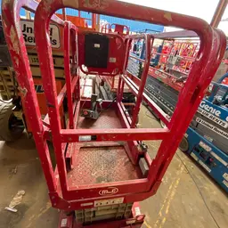 2018 MEC 1330SE Scissor Lift