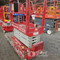 2018 MEC MICRO 19 Scissor Lift