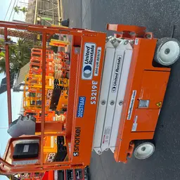 2018 Snorkel S3219E Scissor Lift
