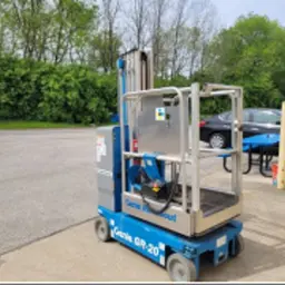 2018 Genie GR-20 Self-Propelled One-Person Lift
