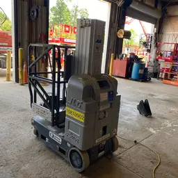 2018 JLG 20MVL Self-Propelled One-Person Lift