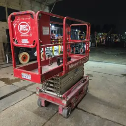 2019 MEC MICRO 19 Scissor Lift