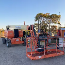 2016 JLG 800AJ Articulating Boom Lift