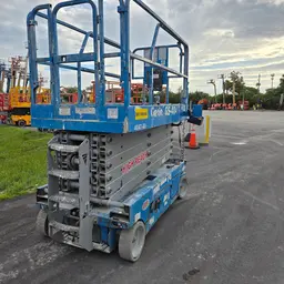 2017 Genie GS-4047 Scissor Lift