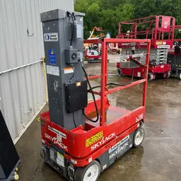 2019 Skyjack SJ16 Self-Propelled One-Person Lift