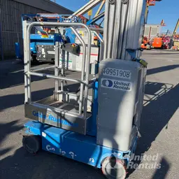 2019 Genie GR-20 Self-Propelled One-Person Lift