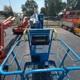 2015 Genie Z-40/23N RJ Articulating Boom Lift
