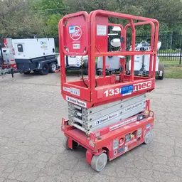 2018 MEC 1330SE Scissor Lift