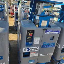 2016 Genie GR-12 Self-Propelled One-Person Lift