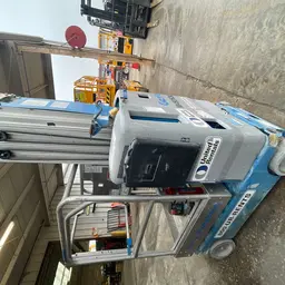 2016 Genie GR-20 Self-Propelled One-Person Lift