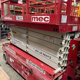 2017 MEC 4046SE Scissor Lift