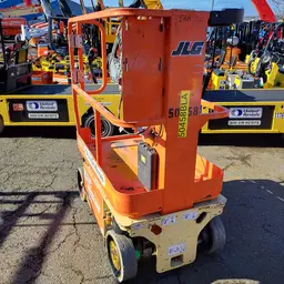 2017 JLG 1230ES Self-Propelled One-Person Lift