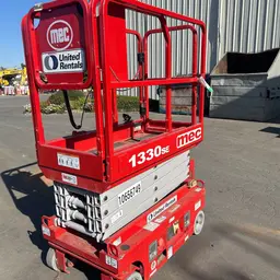 2017 MEC 1330SE Scissor Lift