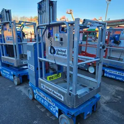2017 Genie GR-20 Self-Propelled One-Person Lift