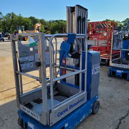 2017 Genie GR-20 Self-Propelled One-Person Lift