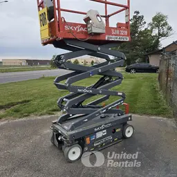 2018 Skyjack SJIII3219 Scissor Lift