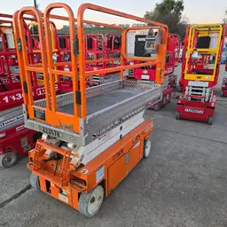 2019 Snorkel S3215L Scissor Lift