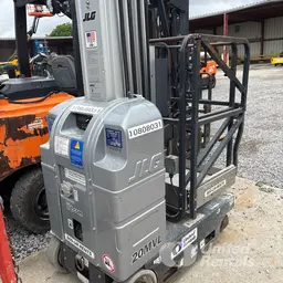 2018 JLG 20MVL Self-Propelled One-Person Lift