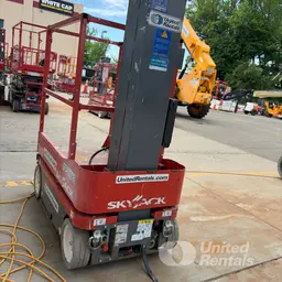 2017 Skyjack SJ12 Self-Propelled One-Person Lift