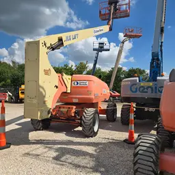 2017 JLG 800AJ Articulating Boom Lift