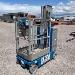 2017 Genie GR-20 Self-Propelled One-Person Lift