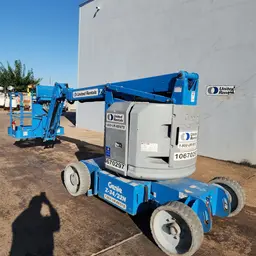 2017 Genie Z-34/22N Articulating Boom Lift