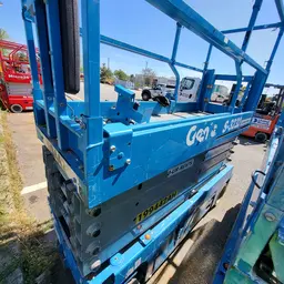 2017 Genie GS-3232 Scissor Lift