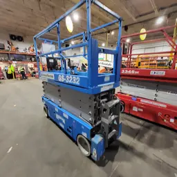 2017 Genie GS-3232 Scissor Lift