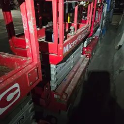 2019 MEC MICRO 19 Scissor Lift